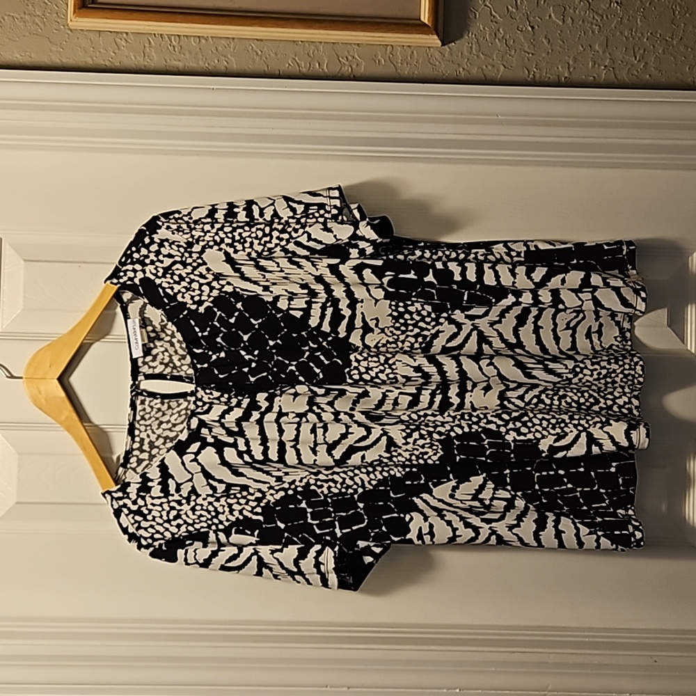 Black and white blouse